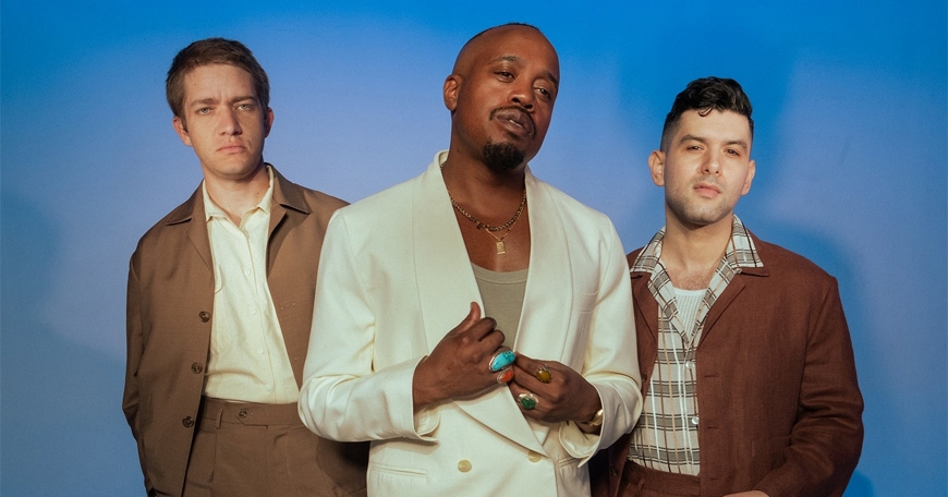 Durand Jones & The Indications